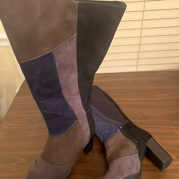 Ashley Stewart multi color suede like boots size 9W. - Picture 4 of 4